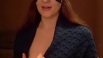 Mel1r'S Webcam Solo Show With Insertion And Masturbation