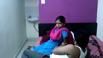 Pertemuan India Sensual Sindhu Dan Maria.