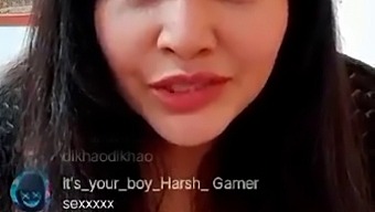 Wanita India Dewasa Rajsi Verma Memamerkan Puting Dan Pantatnya Yang Besar Dalam Video Yang Panas